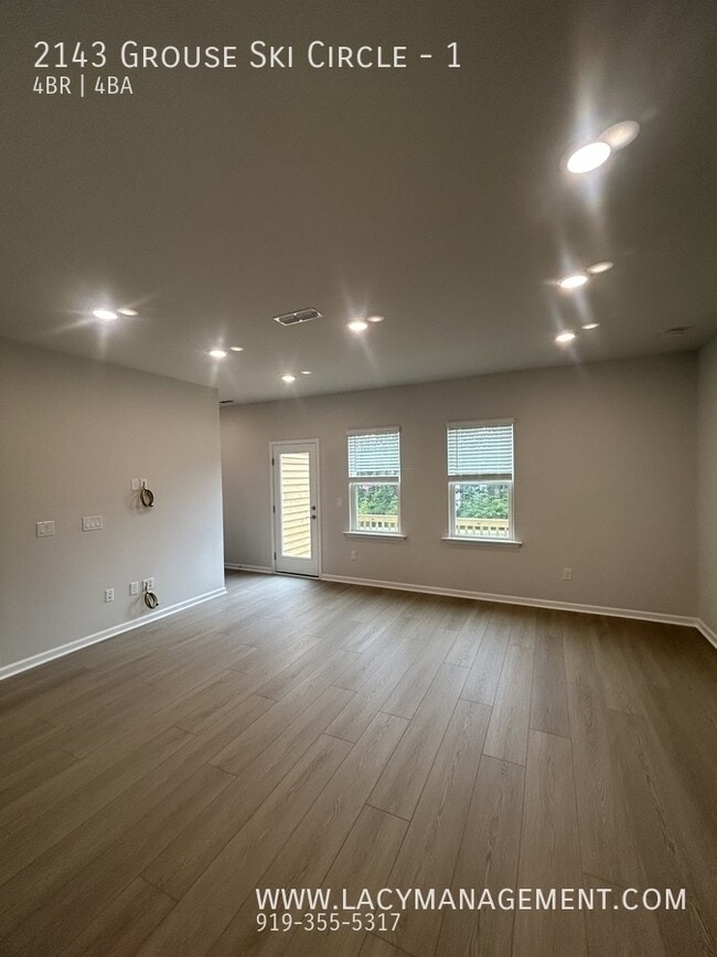 Building Photo - 2143 Grouse Ski Cir