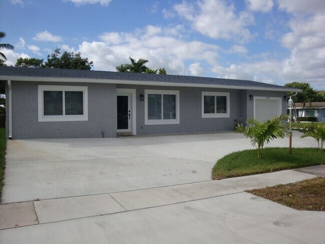 Building Photo - 3180 Orange Street, Boynton Beach, FL 33435