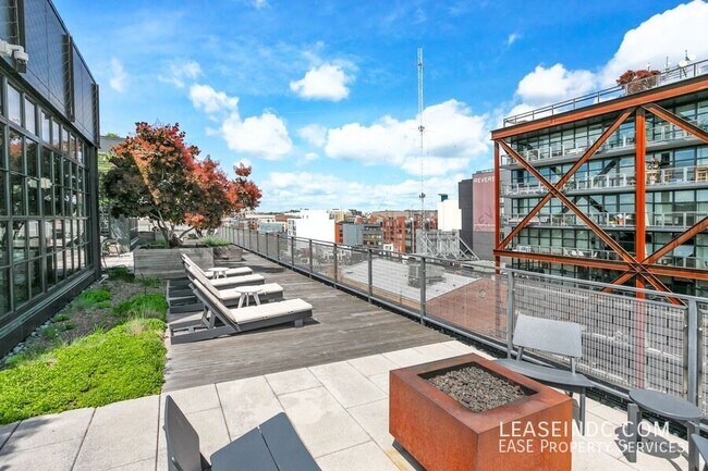 Building Photo - 2030 8th St NW