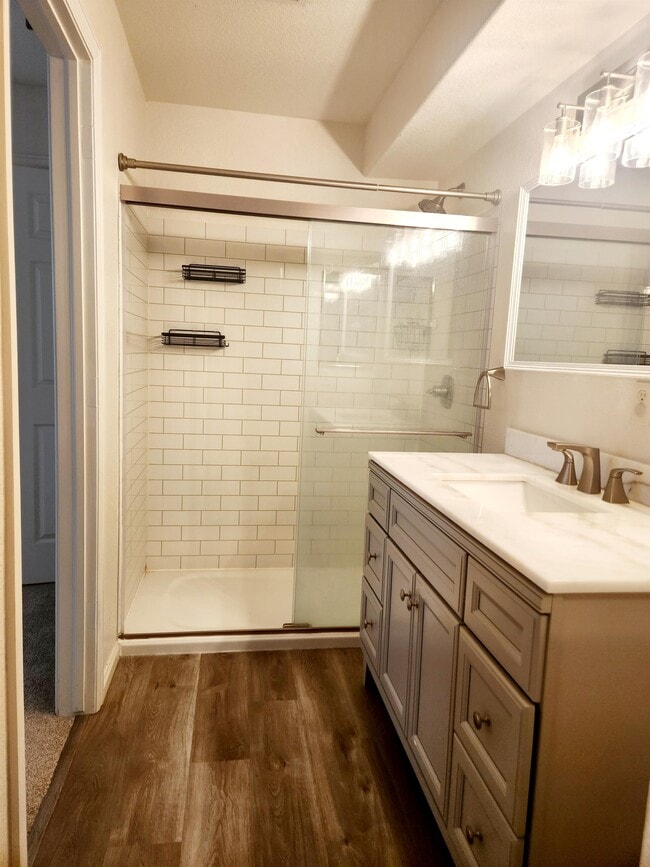 Building Photo - 9779 Mayfair St