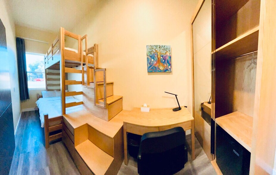 Building Photo - 1678 Hayford Dr