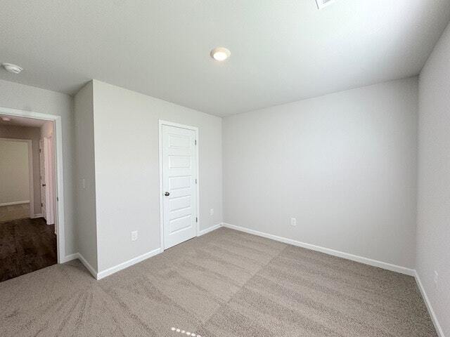 Building Photo - 2120 W Middlebrooke Xing