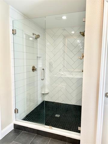 Building Photo - 2716 Glencliff Dr