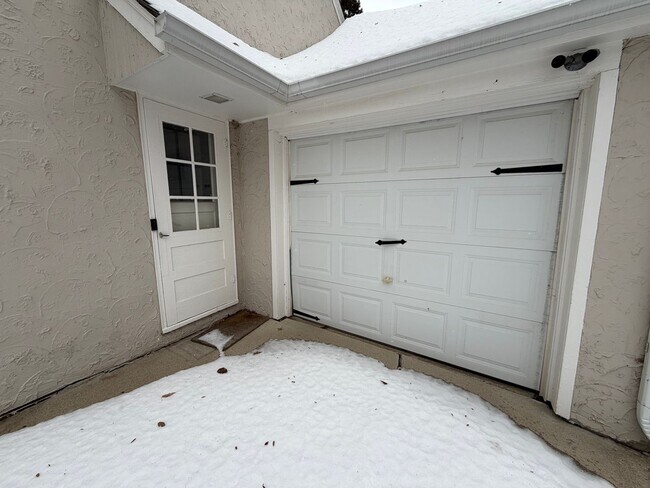 Building Photo - Home For Rent in Central Sioux Falls