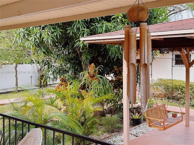 Building Photo - 3051 NW 14th St