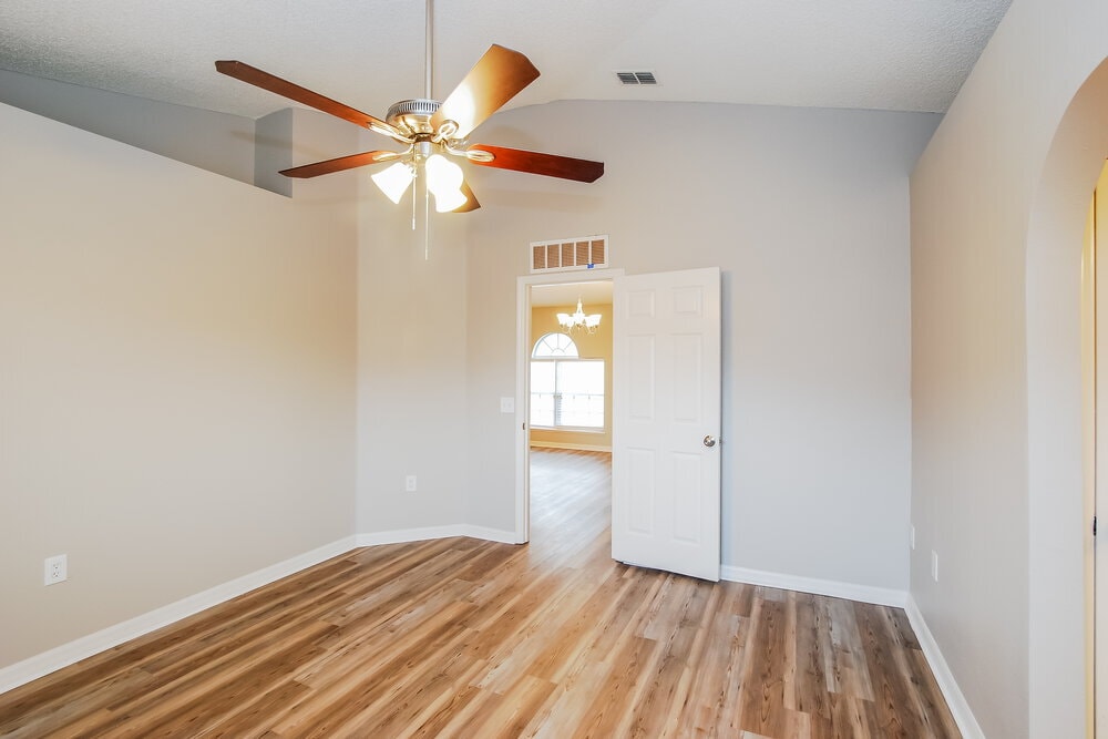 Building Photo - 1818 Jake Ln