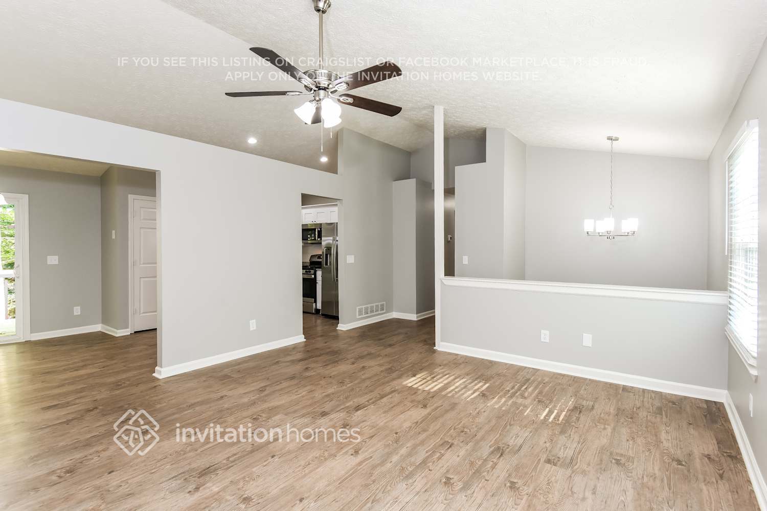 Building Photo - 900 Barros Cir