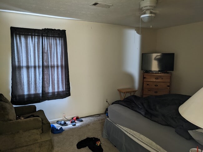 Building Photo - 845/847 Mitchell Bridge Road Duplex