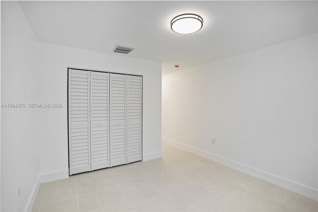 Building Photo - 5821 NW 30th Ave