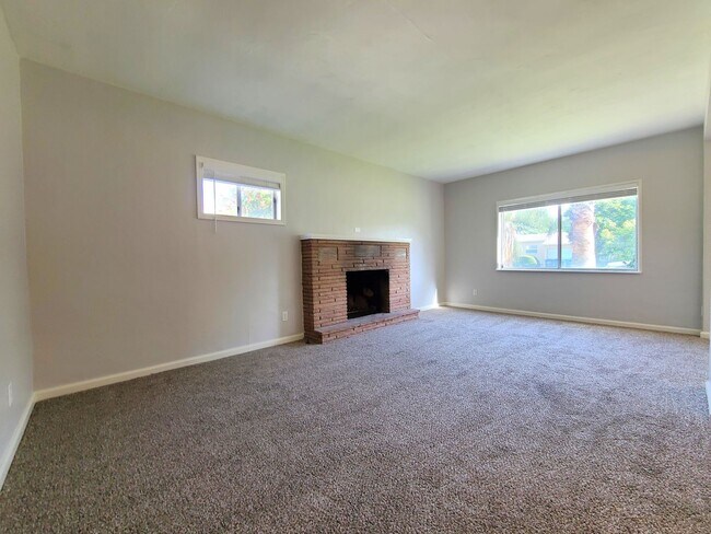 Building Photo - 25130 Starr St