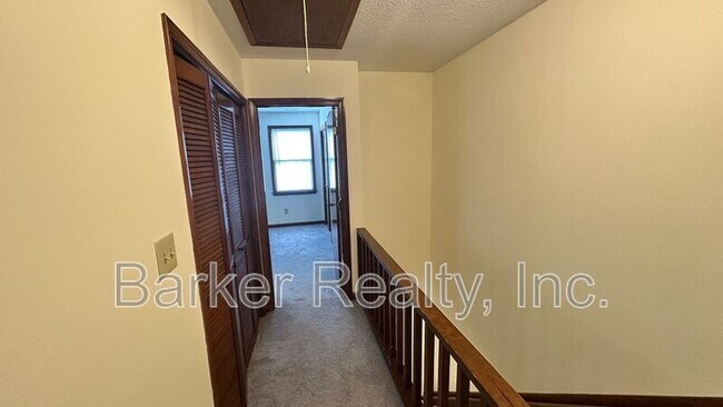 Building Photo - 4705 Fargo Ct