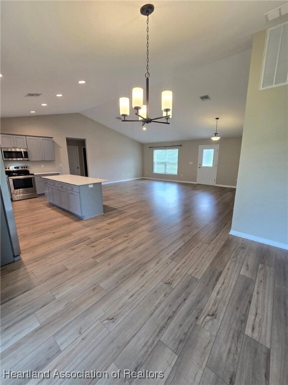 Building Photo - 5519 Castania Dr