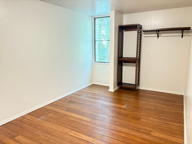 Building Photo - Makaha Valley Plantation - Two Bedroom