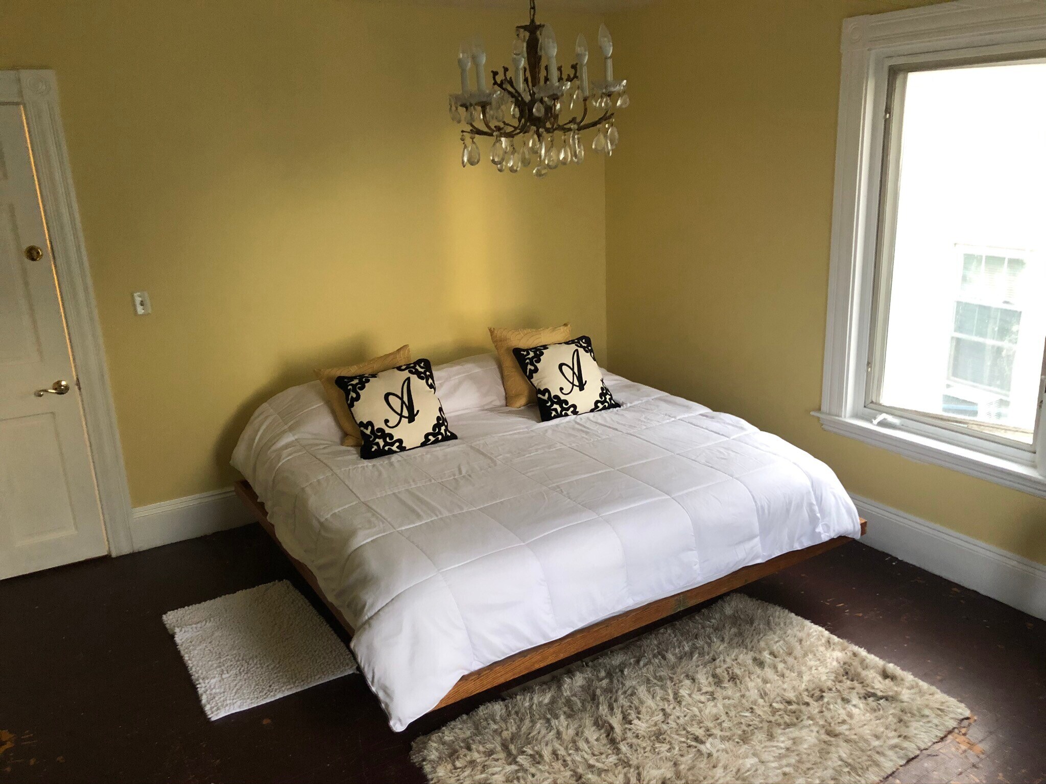 Building Photo - 10 Commonwealth Ave