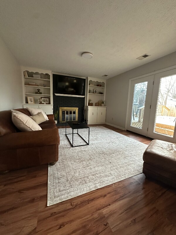 Building Photo - 1018 Sir Lancelot Ln