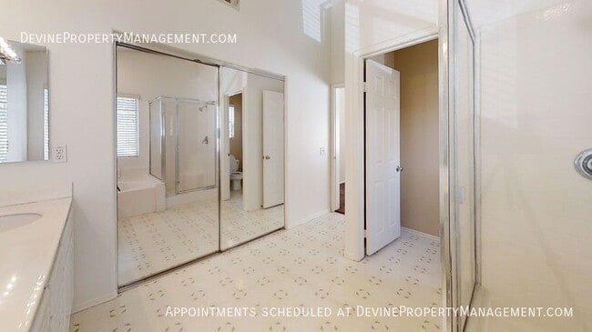 Building Photo - 14124 Visions Dr