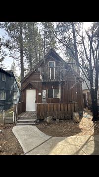 Building Photo - Big bear cabin