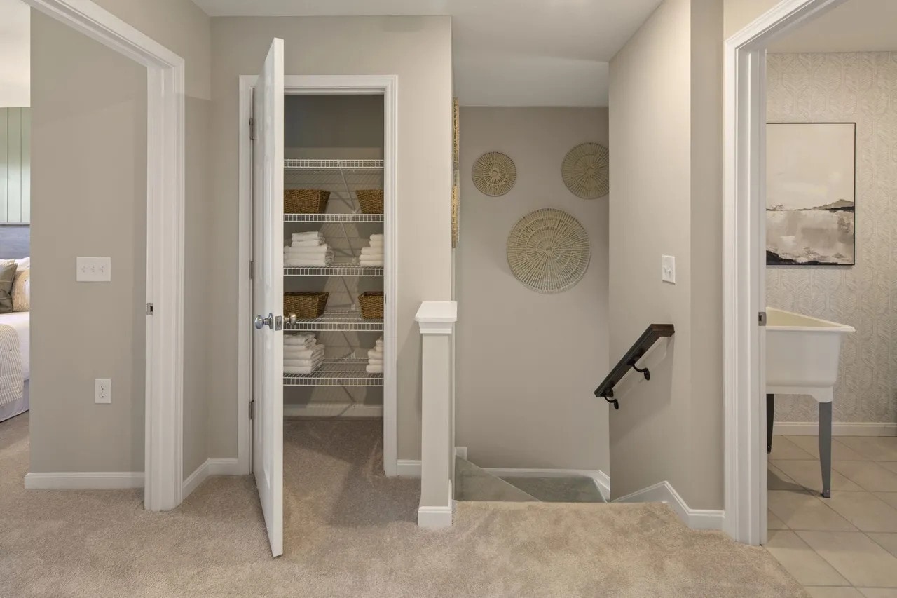 Building Photo - 5567 Eagle Ct