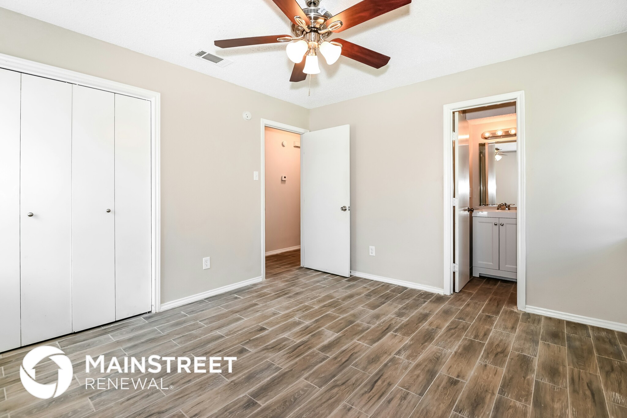 Building Photo - 1028 Eastridge Cir