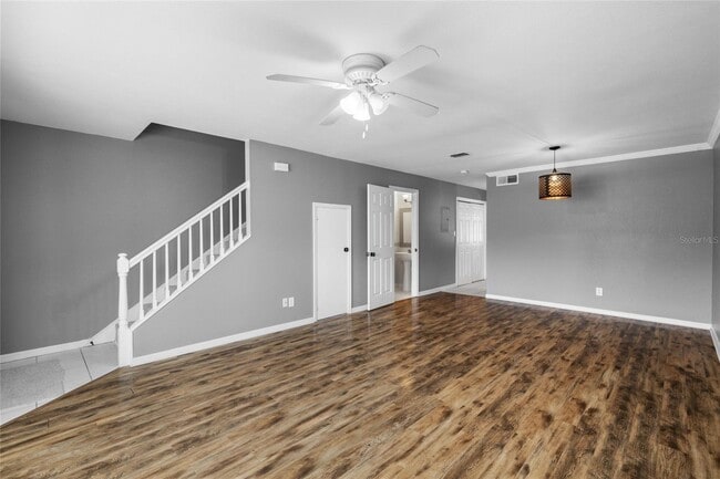 Building Photo - 37250 Embassy Park Ct