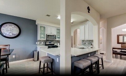 Building Photo - 6439 W Linpar Ct