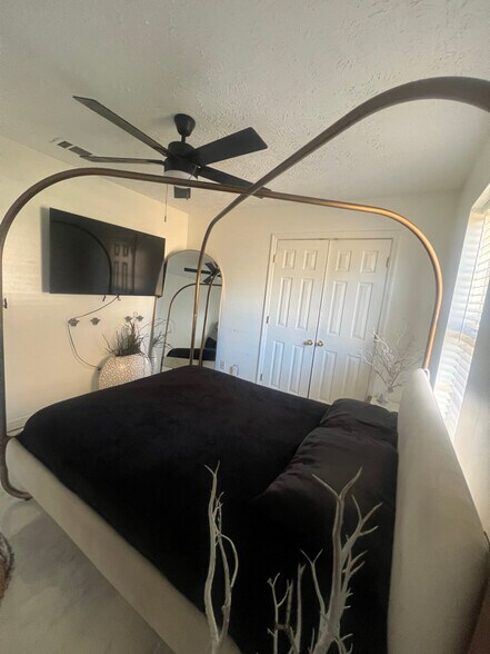 Building Photo - 1809 Rory Cove