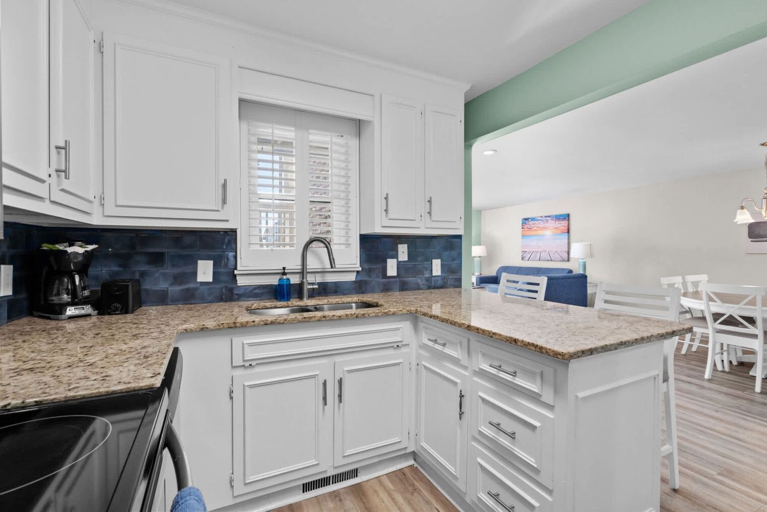 Building Photo - 2805B N Ocean Blvd