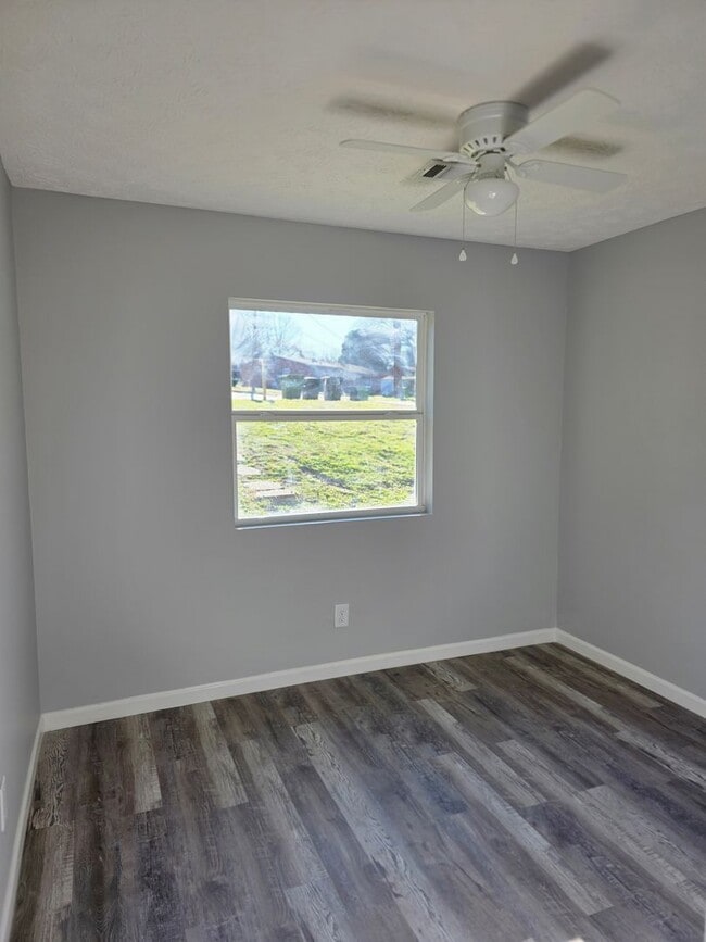 Building Photo - Ragland