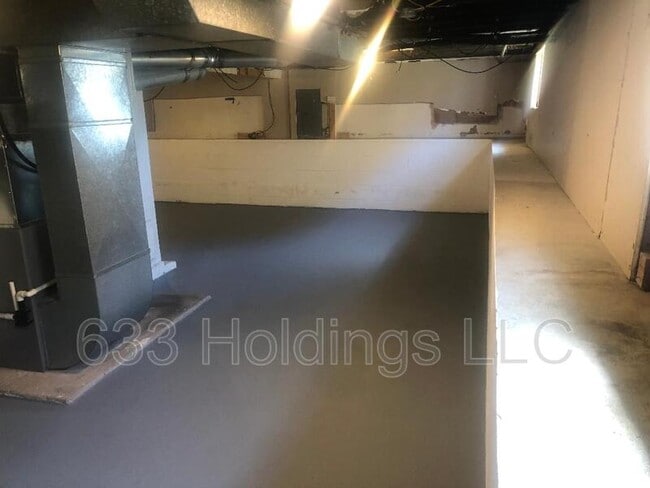 Building Photo - 403 McKinley Ave