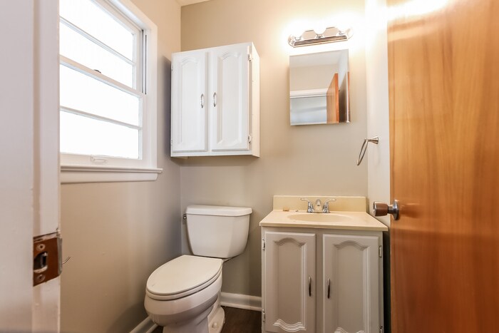 Building Photo - 3815 Idlewild Ave