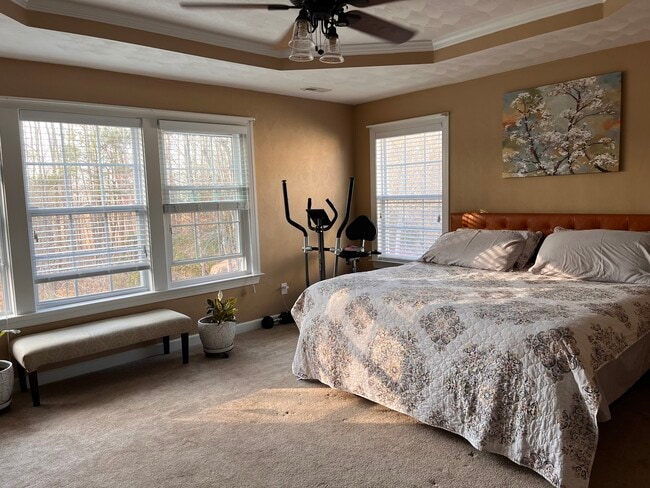 Building Photo - 4818 Oriole Dr