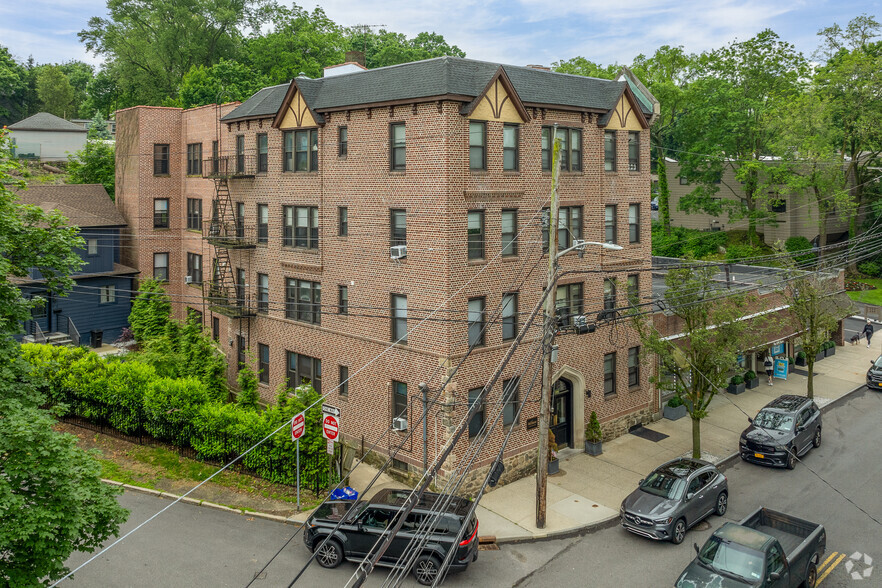 Primary Photo - 224 Purchase Street