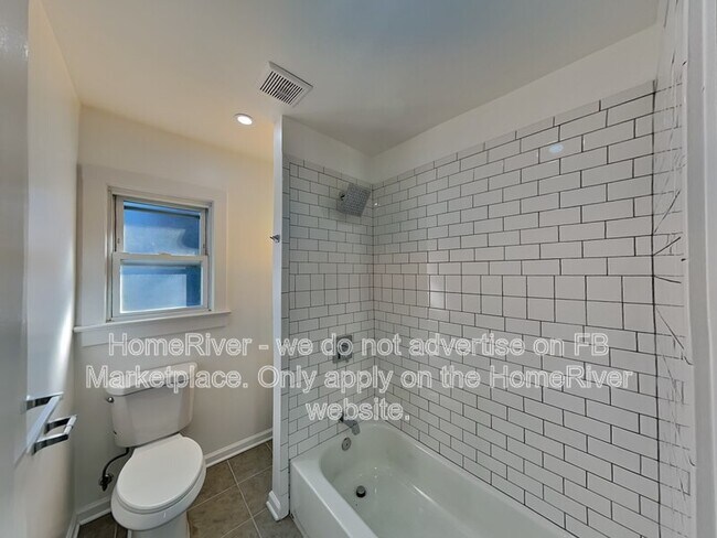 Building Photo - 289 Hilton Ave