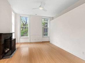 Building Photo - 71 Orange St