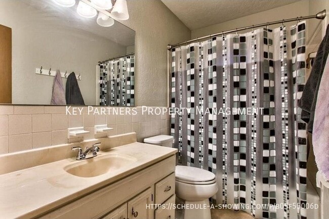 Building Photo - 8023 E 88th St