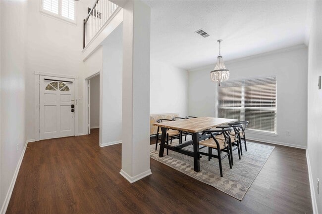 Building Photo - 12714 Sandri Ln