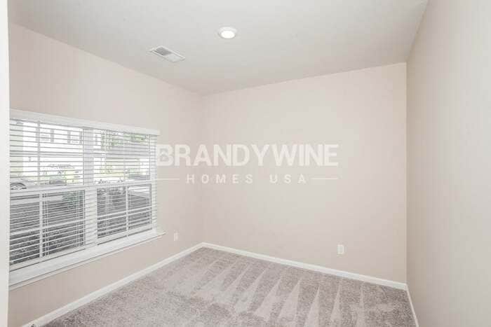 Building Photo - 327 Redmoss Dr