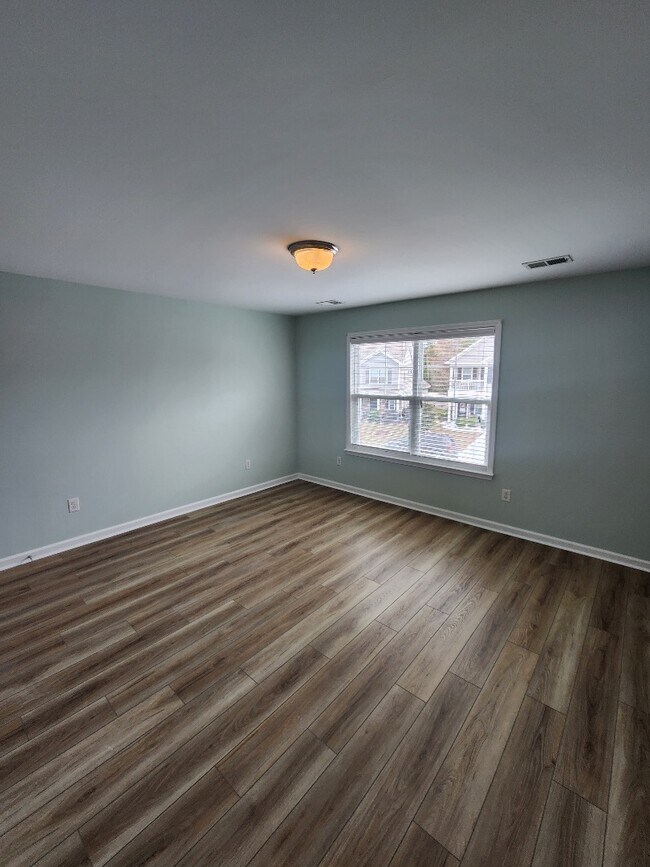Building Photo - 3639 White Wing Cir