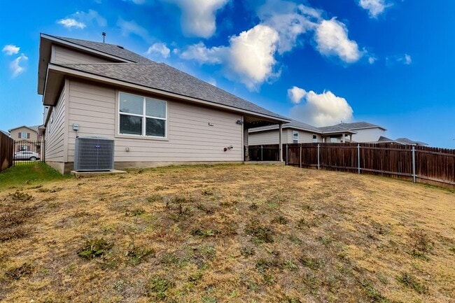 Building Photo - 312 Empress Tree Dr