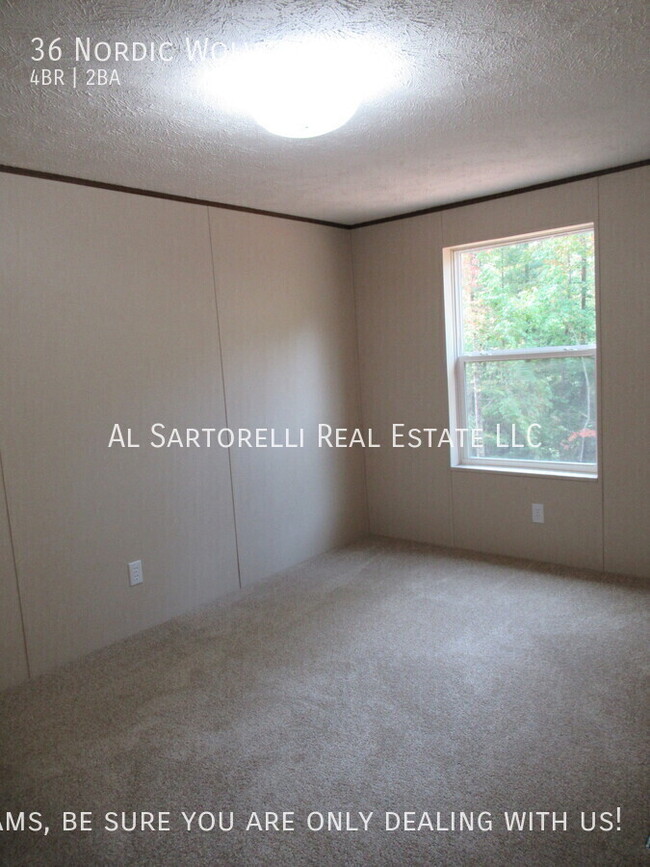 Building Photo - New Manufactured Home on Private Lot - Spa...