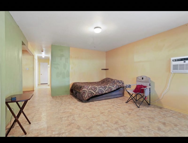 Building Photo - 2025 Ellison Dr