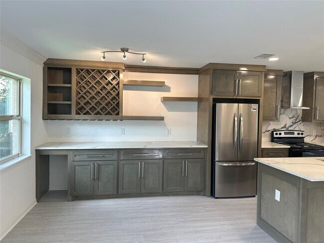 Building Photo - 14401 Misty Meadow Ln