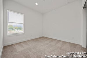 Building Photo - 307 San Salvador Ave