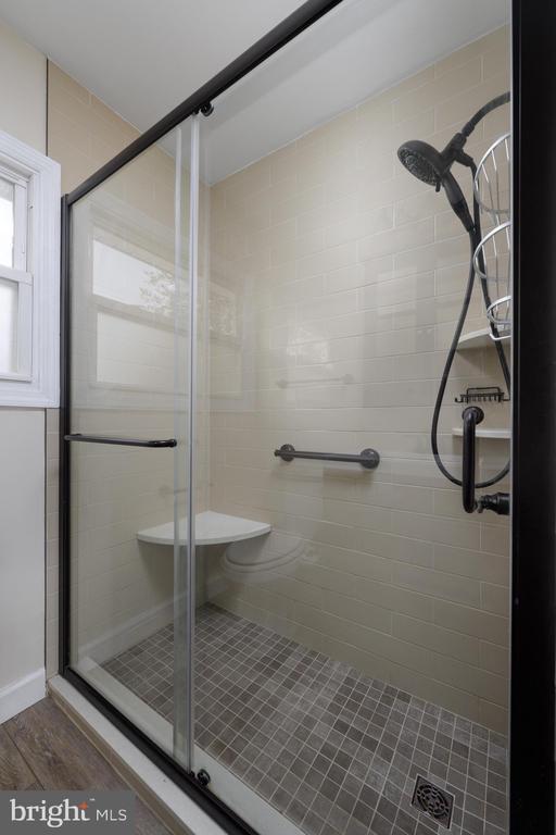 Building Photo - 244 Pomona Ave