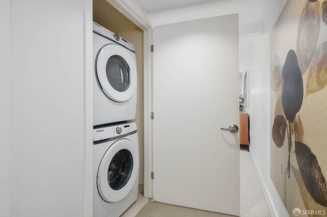 Building Photo - 200 Brannan St