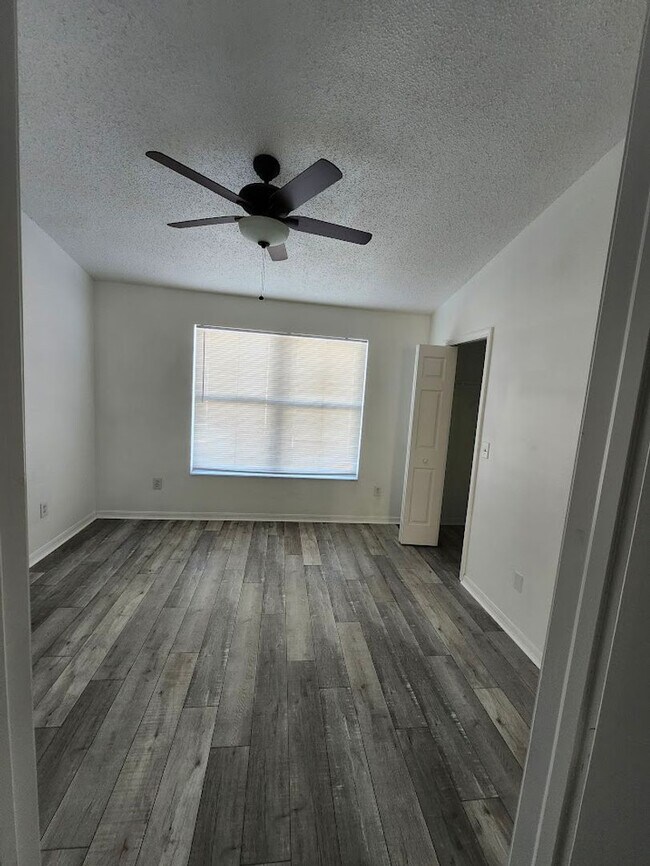 Building Photo - 6559 Osprey Lake Cir