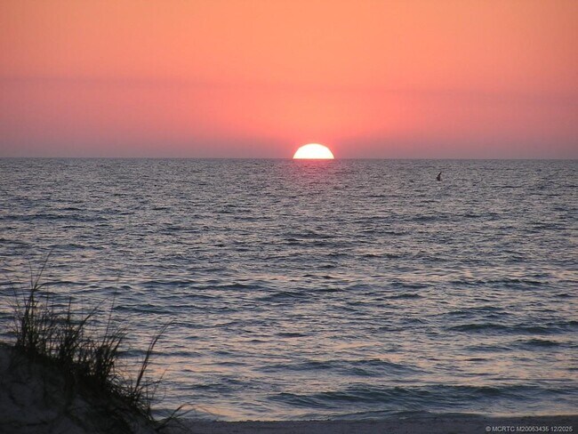 Building Photo - 513 Gunwale Ln