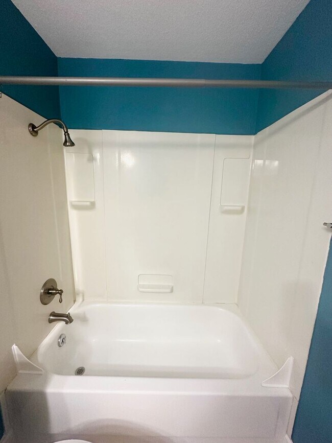 Building Photo - Enjoy the foothill views from your backyard!