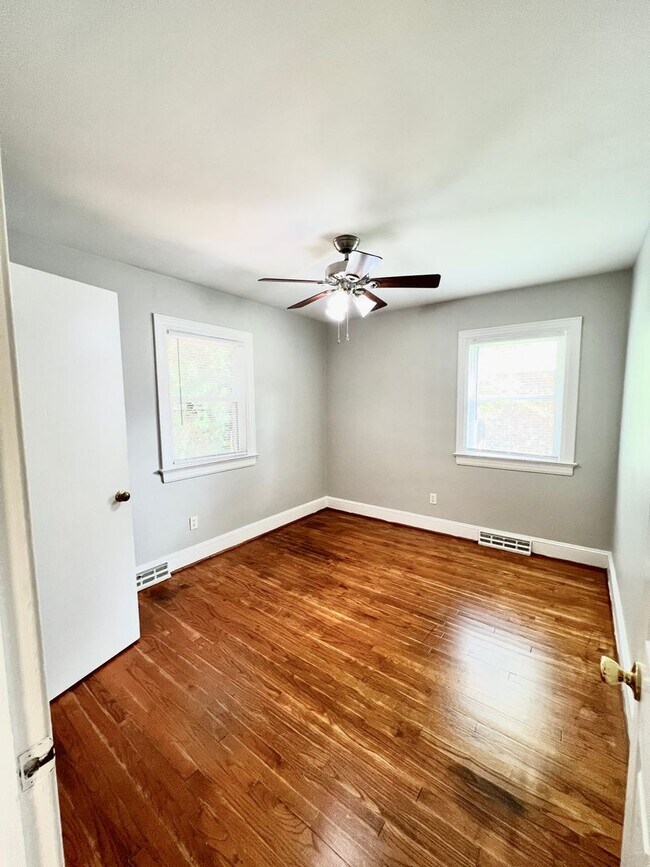 Building Photo - 109 Stancil Dr.