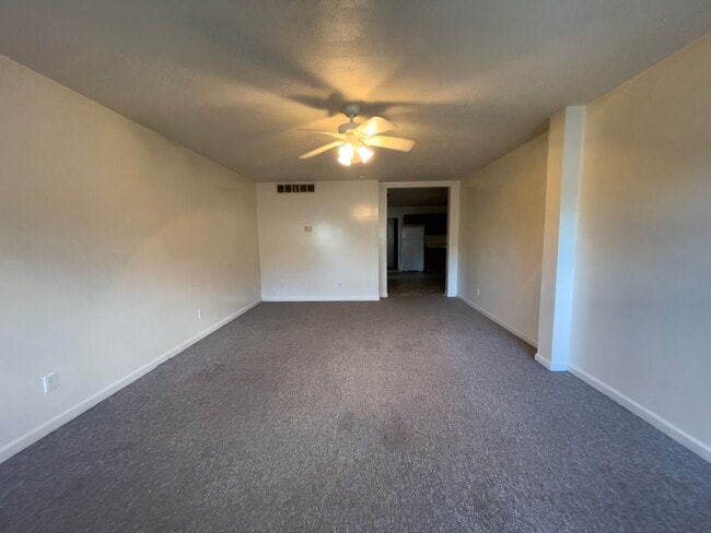 Building Photo - Yorktown School District